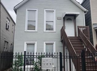 3511 W Dickens Ave #1R, Chicago, IL 60647