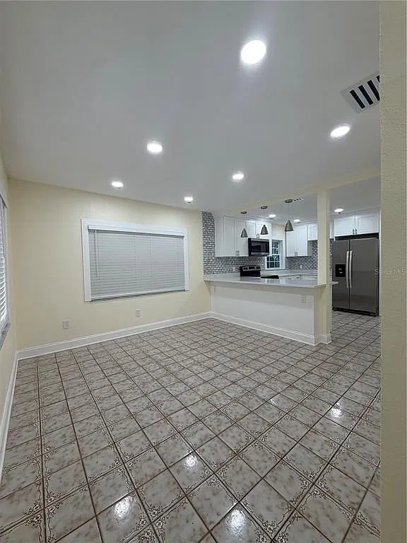 3 bed, 2.0 bath, 1080 sqft, $2,600 — Photo 4
