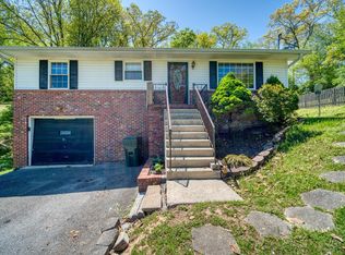 744 Manchester Dr, Chattanooga, TN 37415