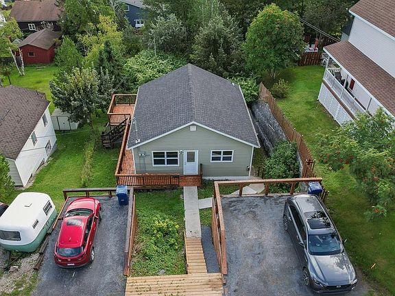 2nd image of 9 Farmdale Road