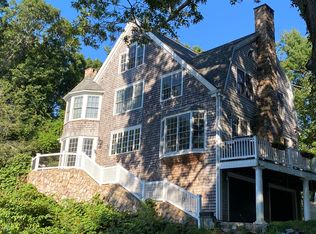12 Grandview Ave, Duxbury, MA 02332