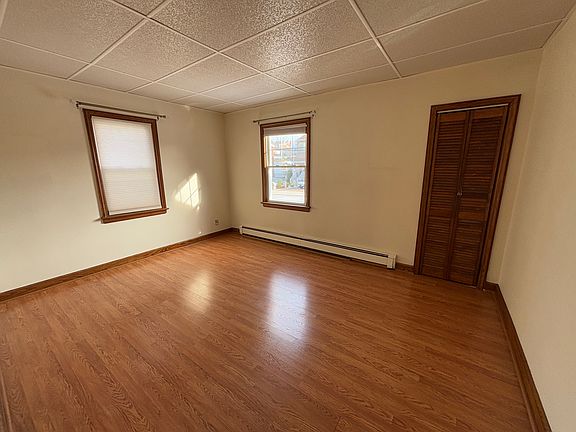 5th image of 239 Mountain Way Floor 1