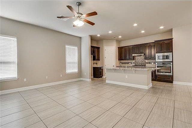 Open floor plan great for entertaining.