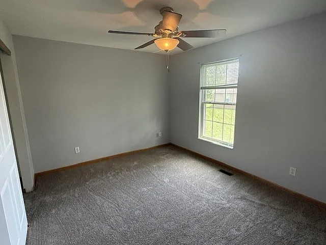2254 Wellington Dr — Photo 15