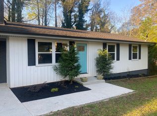114 14th St, Cumming, GA 30040