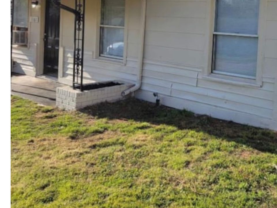 1st image of 1161 SE 21st St