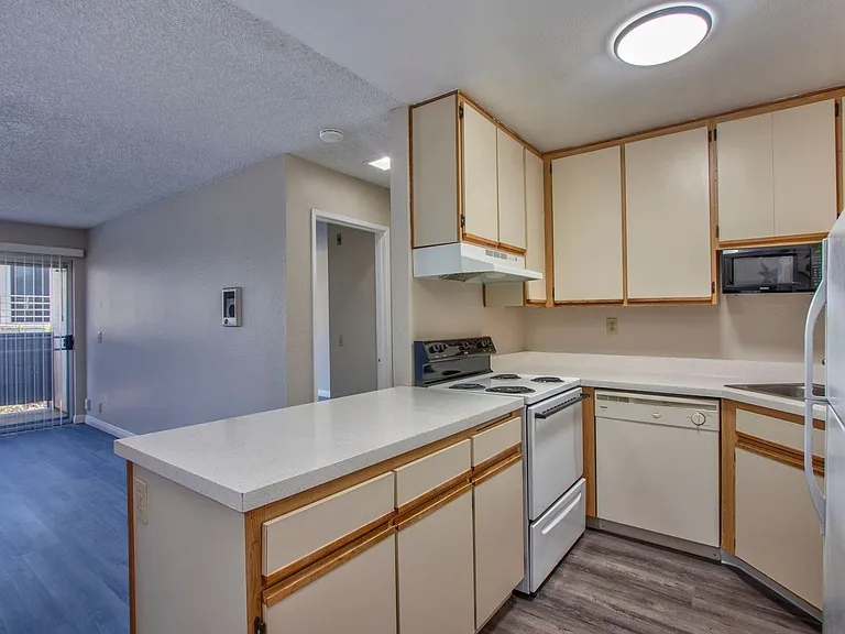 Arbors Apts. — Photo 4