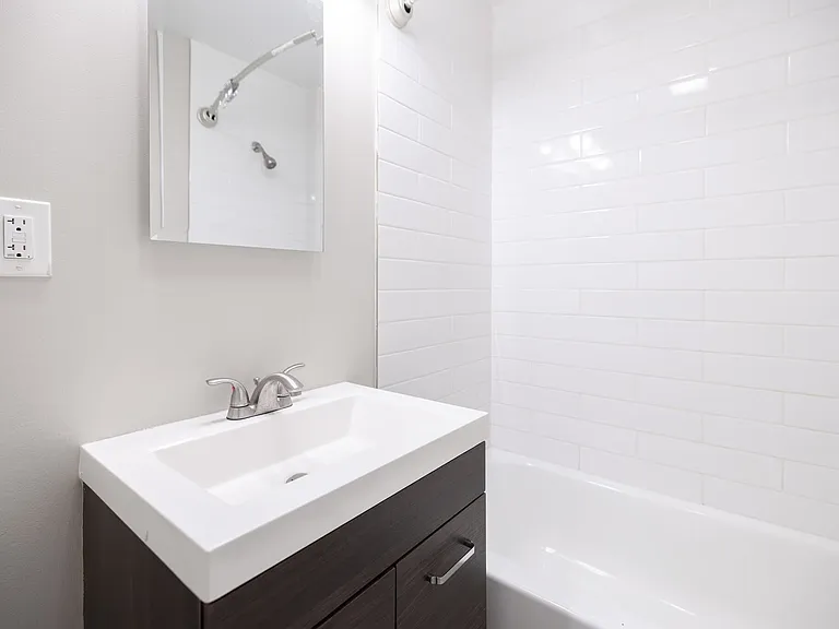 Cortlandt Living — Photo 22