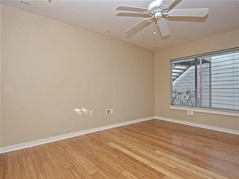 2200 Dickson Dr #126 — Photo 10