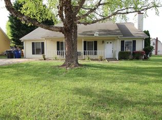 4308 Oak Glen Dr, Winston Salem, NC 27107