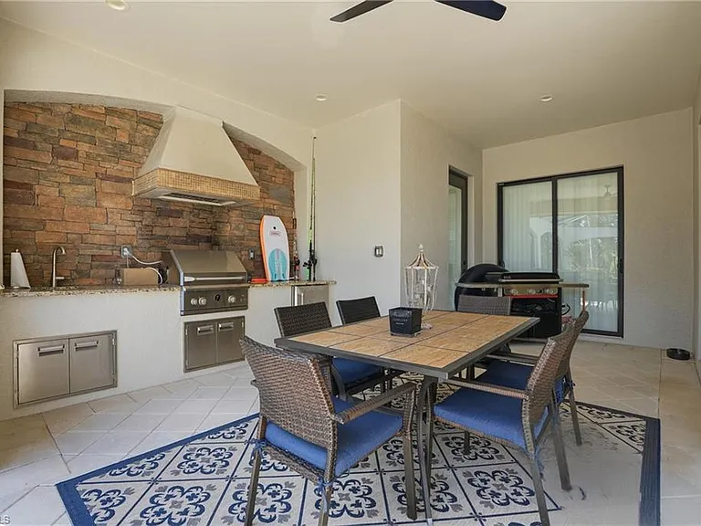 3328 Runaway Ln — Photo 25