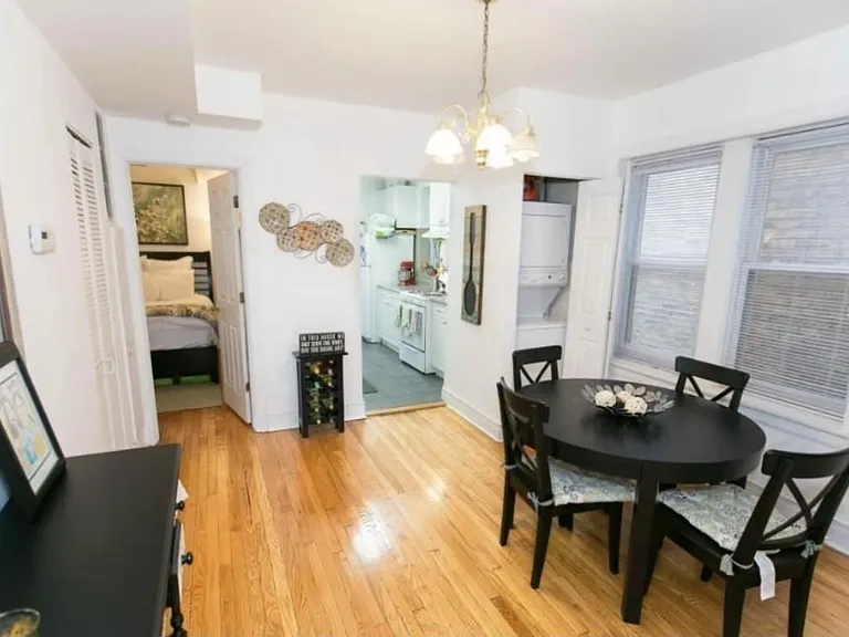 2108 N Sheffield Ave #2&3 — Photo 4