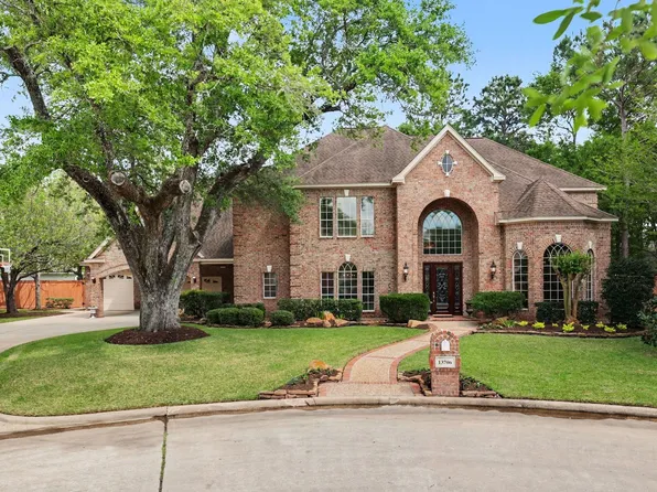13706 Wayfare Ct, Cypress, TX 77429
