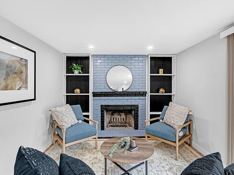 1619 Monarch Ln — Photo 24