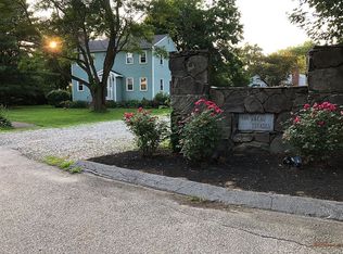 2 Bourbeau Ter, Newburyport, MA 01950