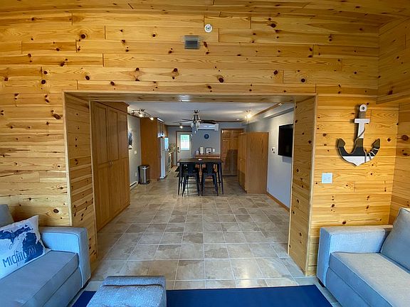 5th image of 9059 Clam Lake Rd #3