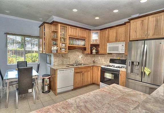 3rd image of 3067 Crystal Creek Dr