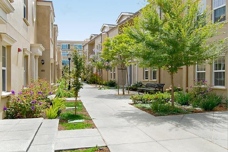1st image of 29 Oakwood St APT 14