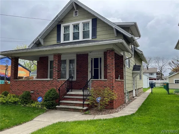 2715 Linwood Ave, Niagara Falls, NY 14305