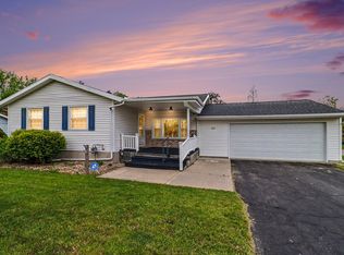 517 Ives Ave, Big Rapids, MI 49307