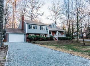 2301 Devenwood Rd, North Chesterfield, VA 23235