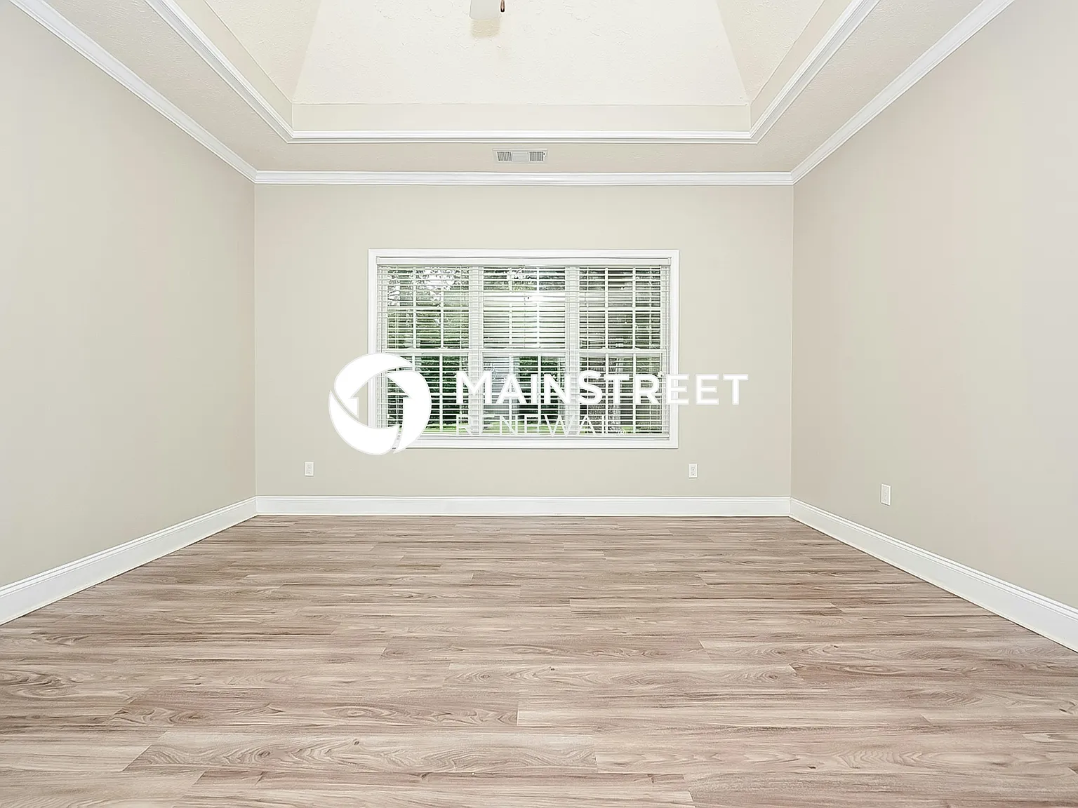 325 Arbor Ridge Pkwy — Photo 3