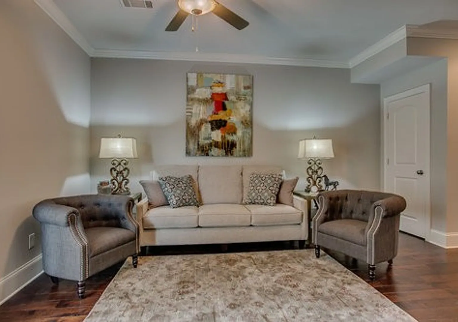The Mount 3 Bed 3.5 Bath-Sublease Starting Oct. 1, 2026 Thru July 24, 2027 — Photo 4