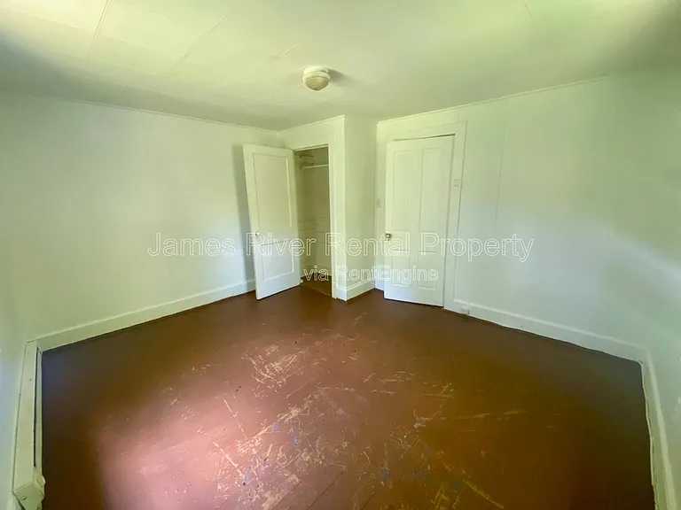 710 Grady St #B — Photo 11
