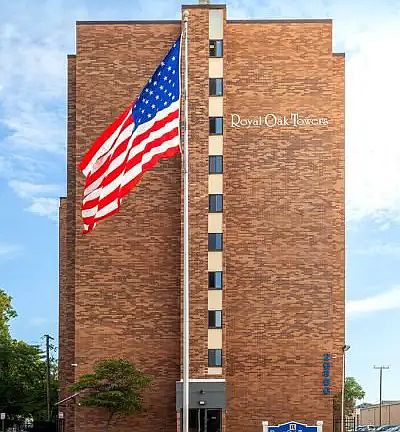 4th image of 20800 Wyoming Ave #10724