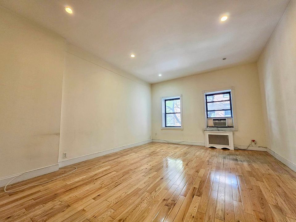 1st image of 146 E 35th St #4Y