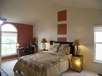 4th image of 34864 Pennington Dr