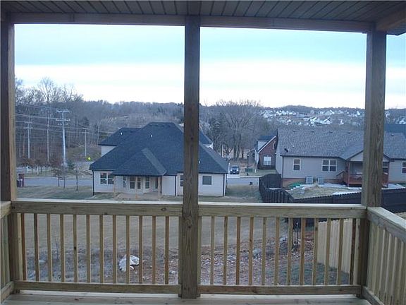 4th image of 125 Timbersprings