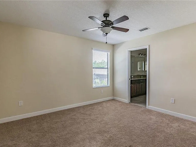 13303 Penshurst Ln — Photo 10