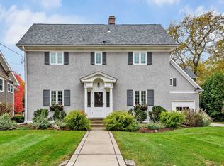 773 Hillside Ave, Glen Ellyn, IL