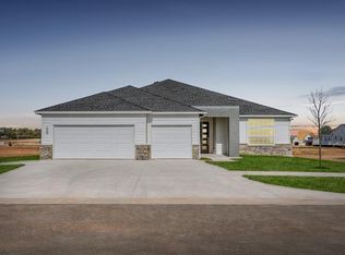 4213 NW 180th St, Edmond, OK 73012