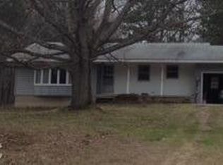 12635 S Luce Ave, Grant, MI 49327