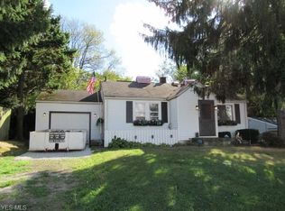 1322 Edison St NW, Uniontown, OH