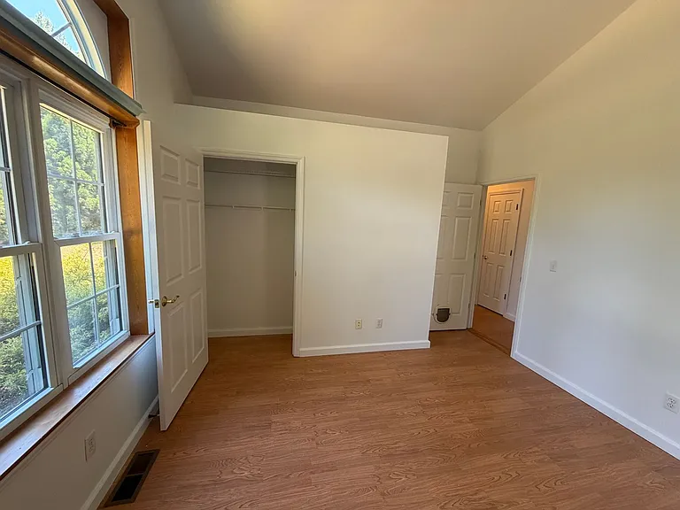 102 Sunset Dr — Photo 7
