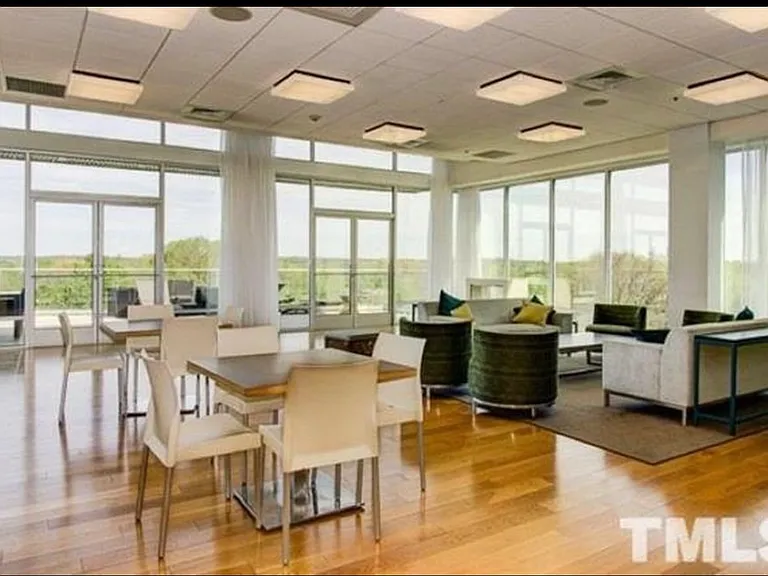 602 W Rosemary St #302 — Photo 13
