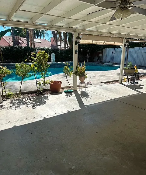 6105 Ambergrove St — Photo 11