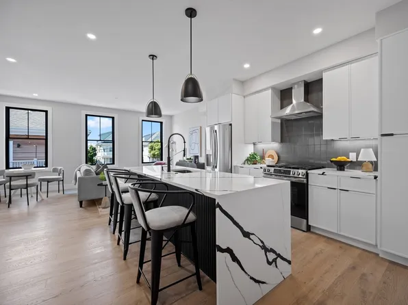70 Shawsheen #4, Boston, MA 02128