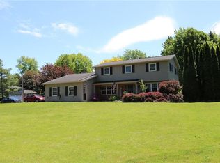 170 Hollybrook Rd, Brockport, NY 14420