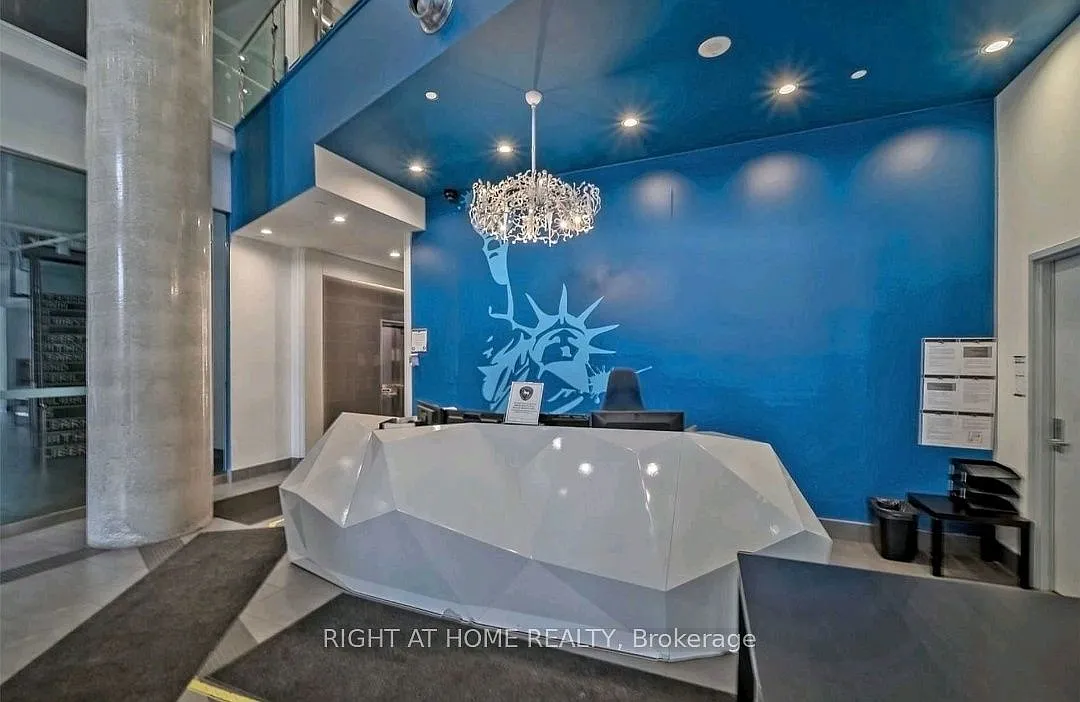 Studio, $1,950 — Photo 4