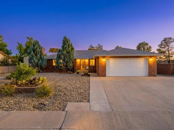 622 Palmer Ln, Rio Communities, NM 87002