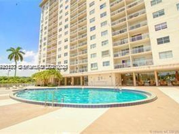 400 Kings Point Dr APT 503