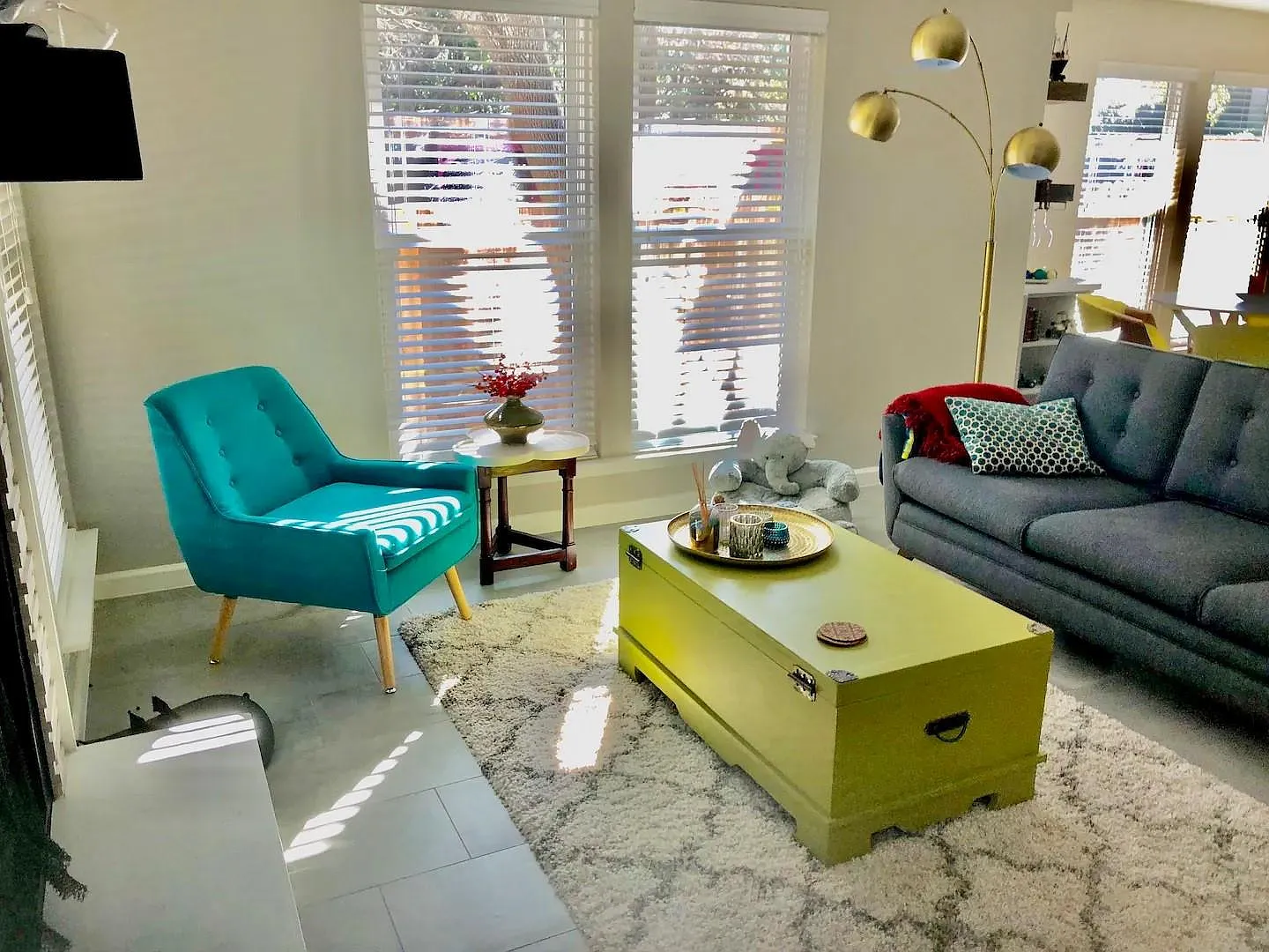 2 bed, 1.5 bath, 1030 sqft, $2,500 — Photo 2