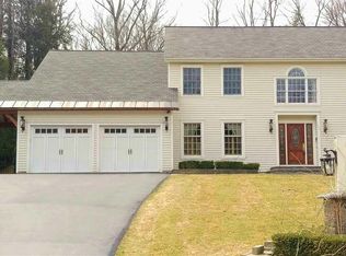 6 Bear Brook Ct, Clifton Park, NY 12065