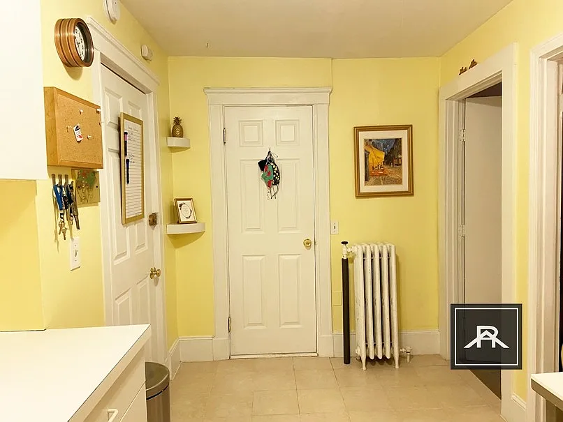 Building Photo - 473 Commonwealth Ave #4F