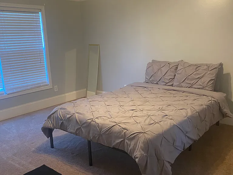 Master bedroom
Queen bed
Two walk in closets located in bathroom 
Two drawer night stand 
Book shelf