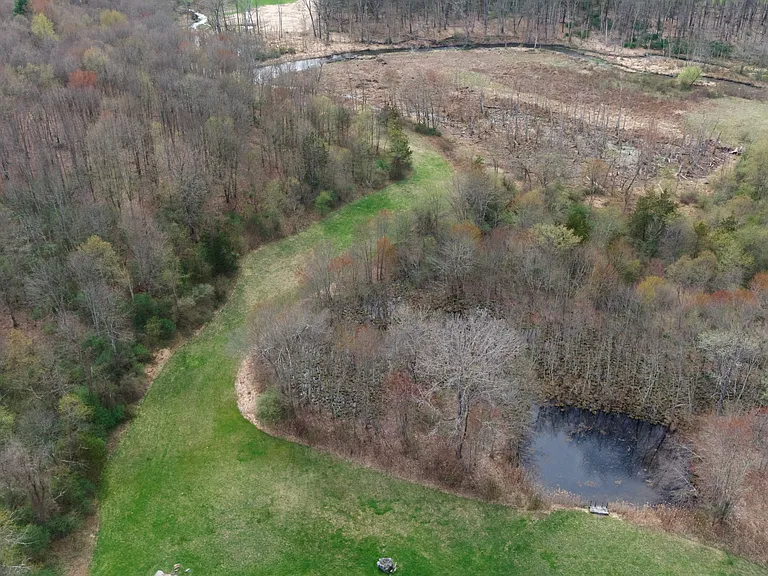 107 Cold Spring Rd — Photo 34